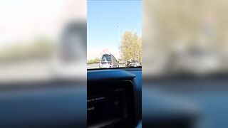 Va a puttane col carro funebre