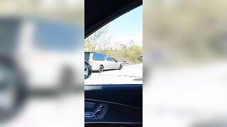 Va a puttane col carro funebre