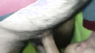 Tienilo aperto con le mani amore che bella inculata