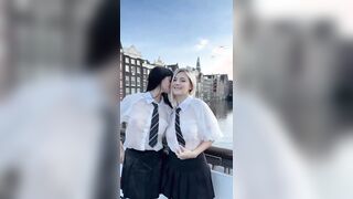 Mart1n4 zoccoleggia con amica ad Amsterdam