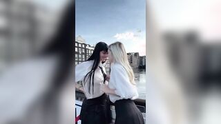 Mart1n4 zoccoleggia con amica ad Amsterdam