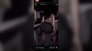 Margot in discoteca gran culo