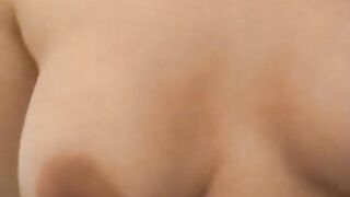 Cosa sei tu? Una troia e mi piace il cazzo Dimmelo ancora