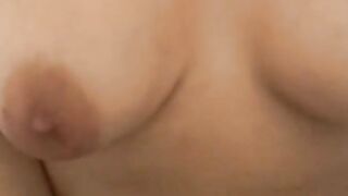 Cosa sei tu? Una troia e mi piace il cazzo Dimmelo ancora