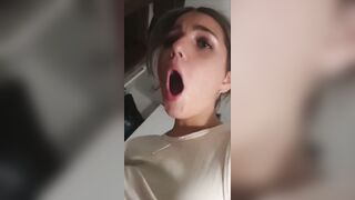 Fai piano in culo fa male - Primo anale fidanzata