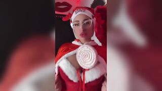 Sexy Natale biondina itlaiana tettona