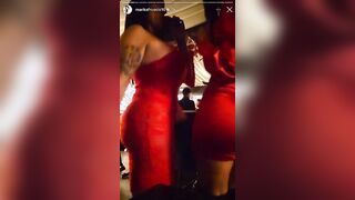 Marika Fruscio scatenata feste Natale