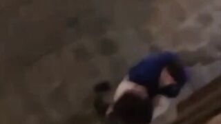 Stai zitto ti devi solo vergognare a scopartela ubriaco per strada