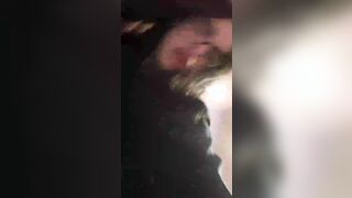 Questa scorreggia è tutta per te annusala tutta