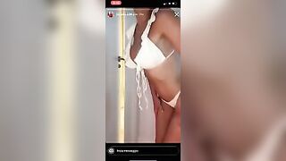 Porcellina bionda mostra il culone