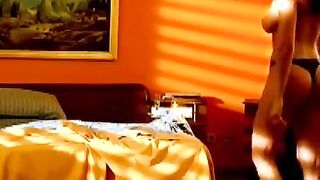 Manuela Arcuri nuda scena sexy