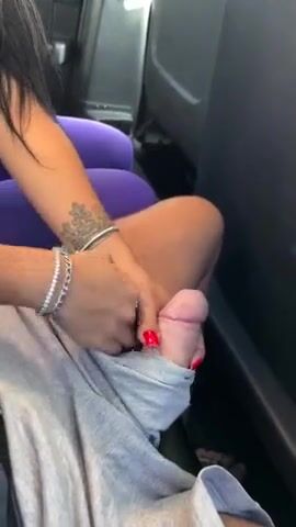 Fidanzata sega in taxi il suo ragazzo