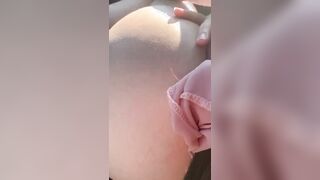 Lei in auto cosi e io col cazzo duro