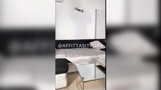 Joana si fa montare da Babbo Natale OF