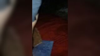 Pompino all'aperto moglie cuckold con due singoli