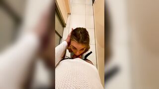 Biondina italiana pompino deepthroat