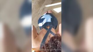 Pompino Milf italiana fica sborrata in faccia