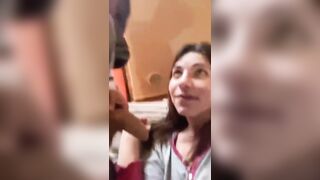 Glielo sbatto in faccia