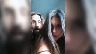 Moglie porcella scopata a pecorina in cucina