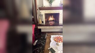 Moglie in relax mano nella fica