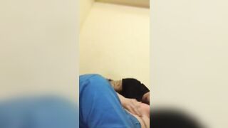 Mordicchiando il culo alla fidanzata Coppia napoletana