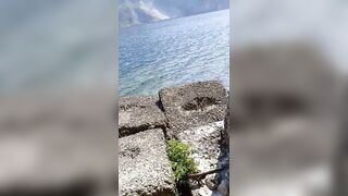 Sego il cazzo del bull in spiaggia