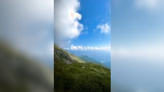 Pompino in montagna fidanzata porca