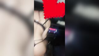 In macchina sul cazzo del fidanzato