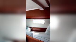 Selfie tette in barca