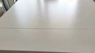 Sega gustosa fidanzata italiana che lo masturba col gorgonzola