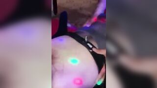 Orgia moglie di coppia scambista con singoli