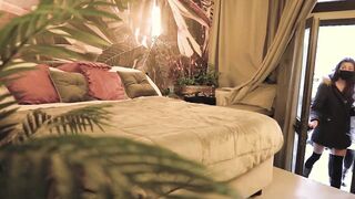 Trio reale studentesse italiane bisex che lesbicano e scopano coinquilino