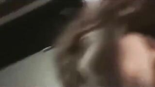 Vuoi sborrarmi in faccia? Ma devo tenere gli occhi chiusi...NO