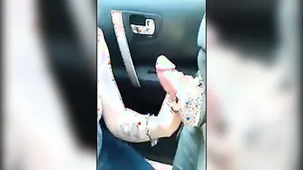Succhia e zitta video porno su ItPornIt