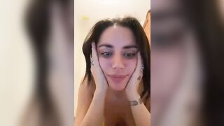 Zoccola italiana fica si masturba con cazzone