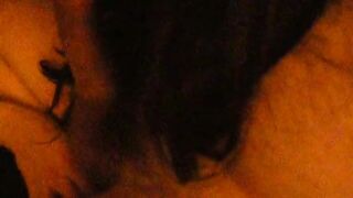 Monica succhia il cazzo