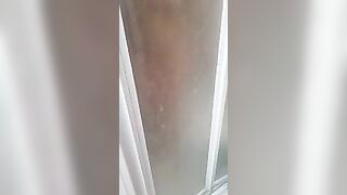 Presentazione moglie tettona