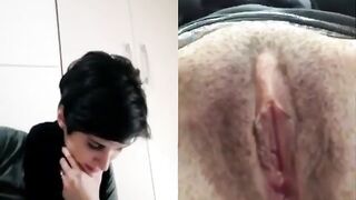 Ragazza italiana ditalino