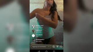 Diretta instagram ragazza italiana tettona