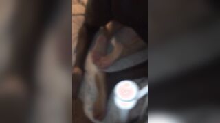 Moglie italiana scopata da nero superdotato che le viene sul culo