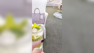 Dovete pagare sfigati