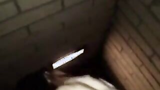 Schiava italiana sottomessa sbocchina come una cagna