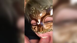 Le piace succhiare il cazzo