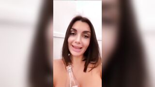 Elettra Lamborghini splendide tette da spagnola