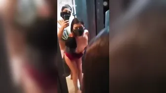 Doctor Emma video porno su ItPornIt