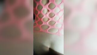 Lo prende a pecora la maiala