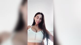 Come ballano le tettone