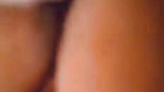 Tutto in culo alla puttana