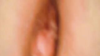 Tutto in culo alla puttana