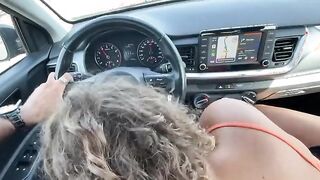 Gli succhio il cazzo in autostrada